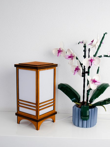 Wooden Japanese style rice paper desk lamp - Brown