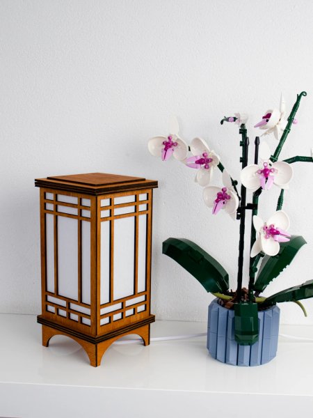 Wooden Japanese style rice paper desk lamp - Brown